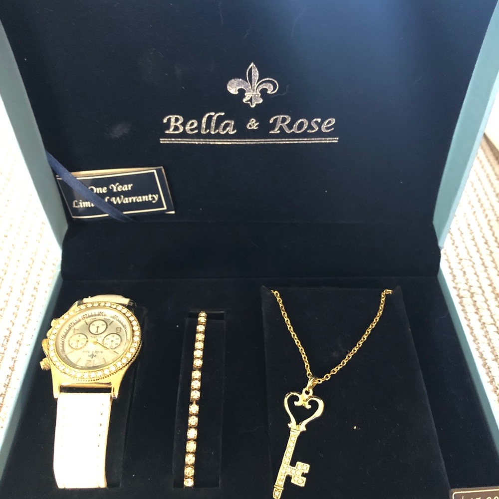 Bella & Rose Jewelry Set